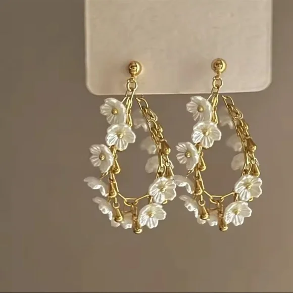 Pearl Jewelry Beautiful earrings - Picture 3 of 11